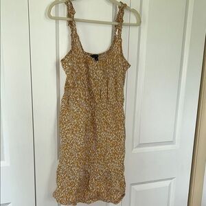 Banana Republic Mustard and Cream Sleeveless Top
